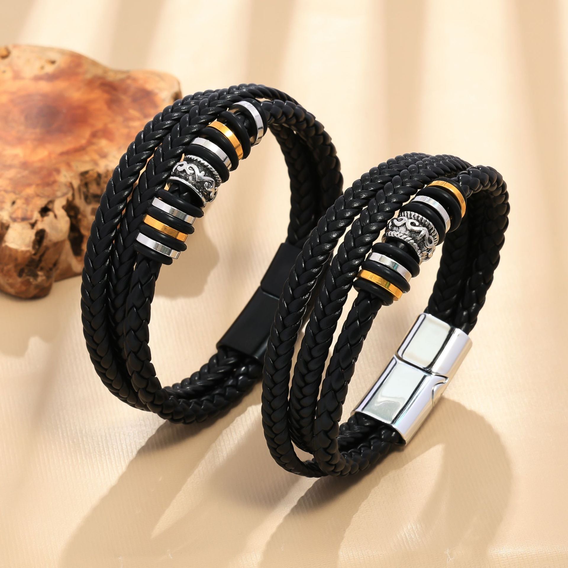 Pulseira Artesanal de Três Camadas